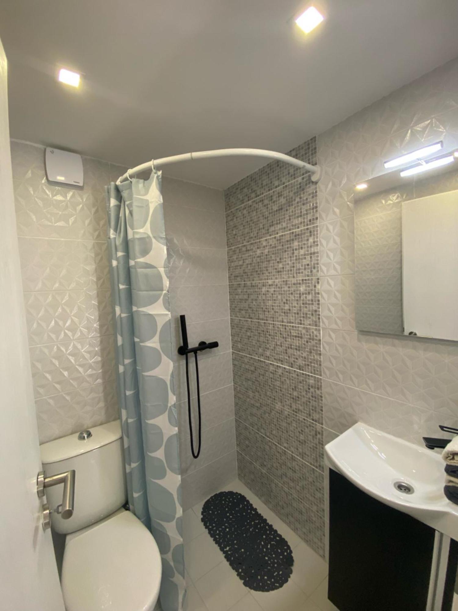 Studio Apartment Adrijana Zagreb Exterior foto